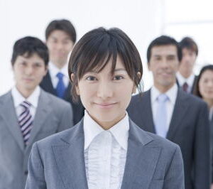 誰からも嫌われたくないと周りにあわせて振舞ってしまう